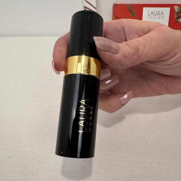 Laura Geller Makeup Set With Blush Lipstick Mascara Primer & Liner Assorted Colo - Picture 9 of 16